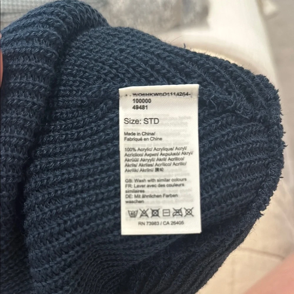 Helly Hansen Blue Knit Hat - Picture 3 of 3